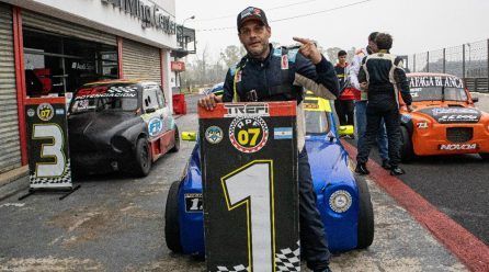FABIÁN LOMBARDO CON SUSPENSO EN EL SPRINT DE LA CLASE A