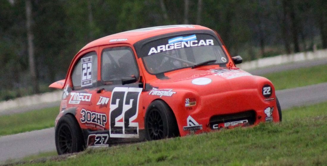 GABRIEL CRESPO HACE SU DEBUT EN LA CLASE A