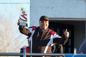 MATOS NO PERDONÓ Y VOLVIÓ AL TRIUNFO EN LA CLASE A