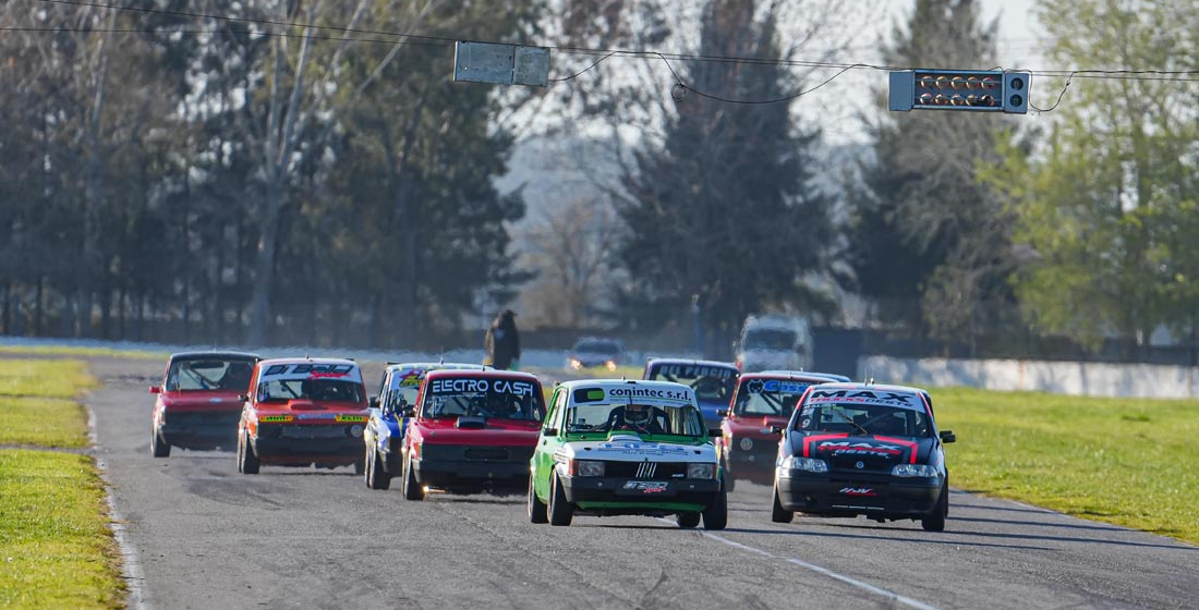 9 CANDIDATOS, 1 TÍTULO, 3 CARRERAS.